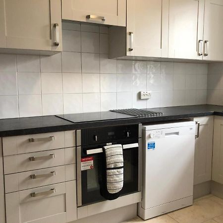Entire Flat Very Comfortable 1 Bedroom 伦敦 外观 照片
